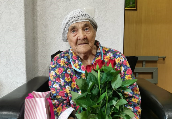 Жительница хутора Безлесного отметила 95-летний юбилей