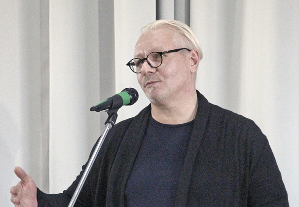 Известный российский поэт Вячеслав Качин рассказал устьлабинцам, почему считает поэзию наукой