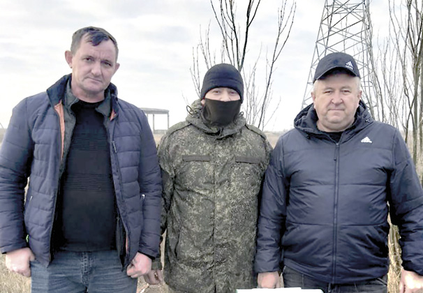 Жители Кирпильской передали посылки землякам-участникам специальной военной операции
