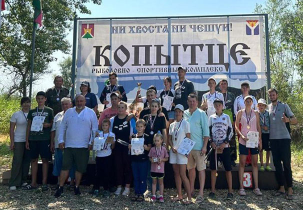 На озере Копытце в рыбной ловле состязались семьями