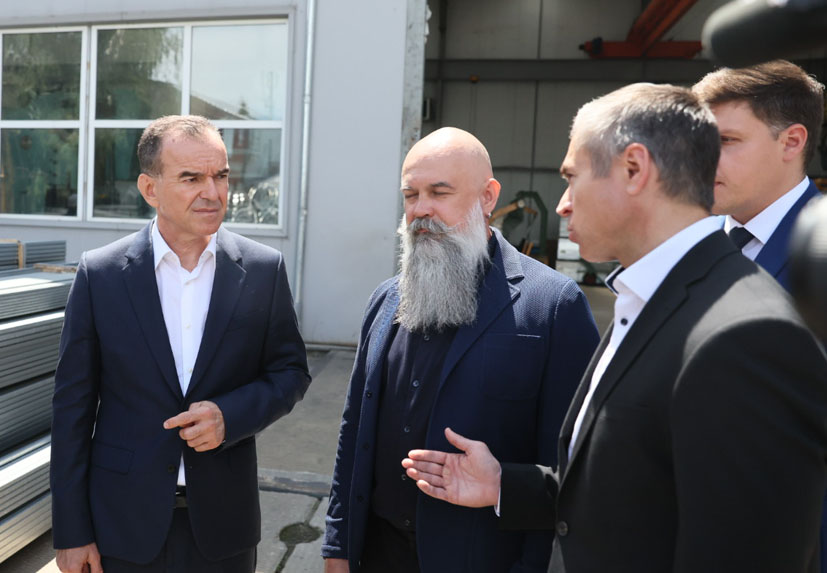 Вениамин Кондратьев посетил завод по выпуску металлоконструкций в Курганинском районе