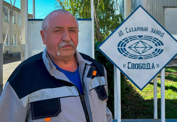 Путь от стажера до наставника на одном предприятии прошел Николай Иванов