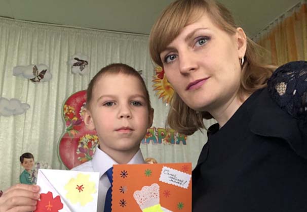 Устьлабинка создает произведения искусства из эпоксидной смолы