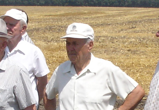 В этом году исполняется 90 лет бывшему главному инженеру колхоза «Кубань» Ивану Маталыге