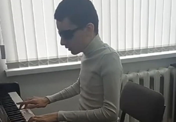 Михаил Свиридов из Новолабинской завоевал две победы на Международном конкурсе «Марафон талантов»