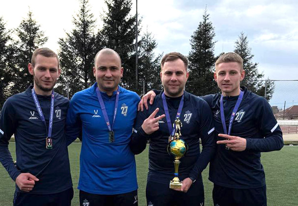 Определены победители зимнего чемпионата района по футболу